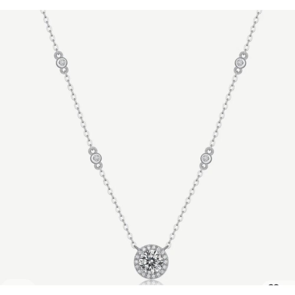 ❤️💎 ONE-CARAT UNIQUE AF MOISSANITE S925 SILVER NECKLACE WITH CRYSTALS HALO